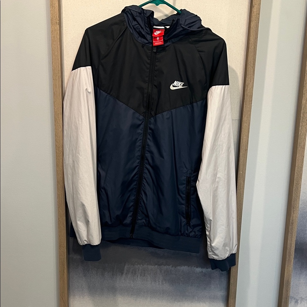 Nike Men's Black and White Windbreaker Vintage Rare
